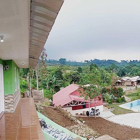 Express O 91843 Bbs Villa Ciater Bandung Ngoại thất bức ảnh
