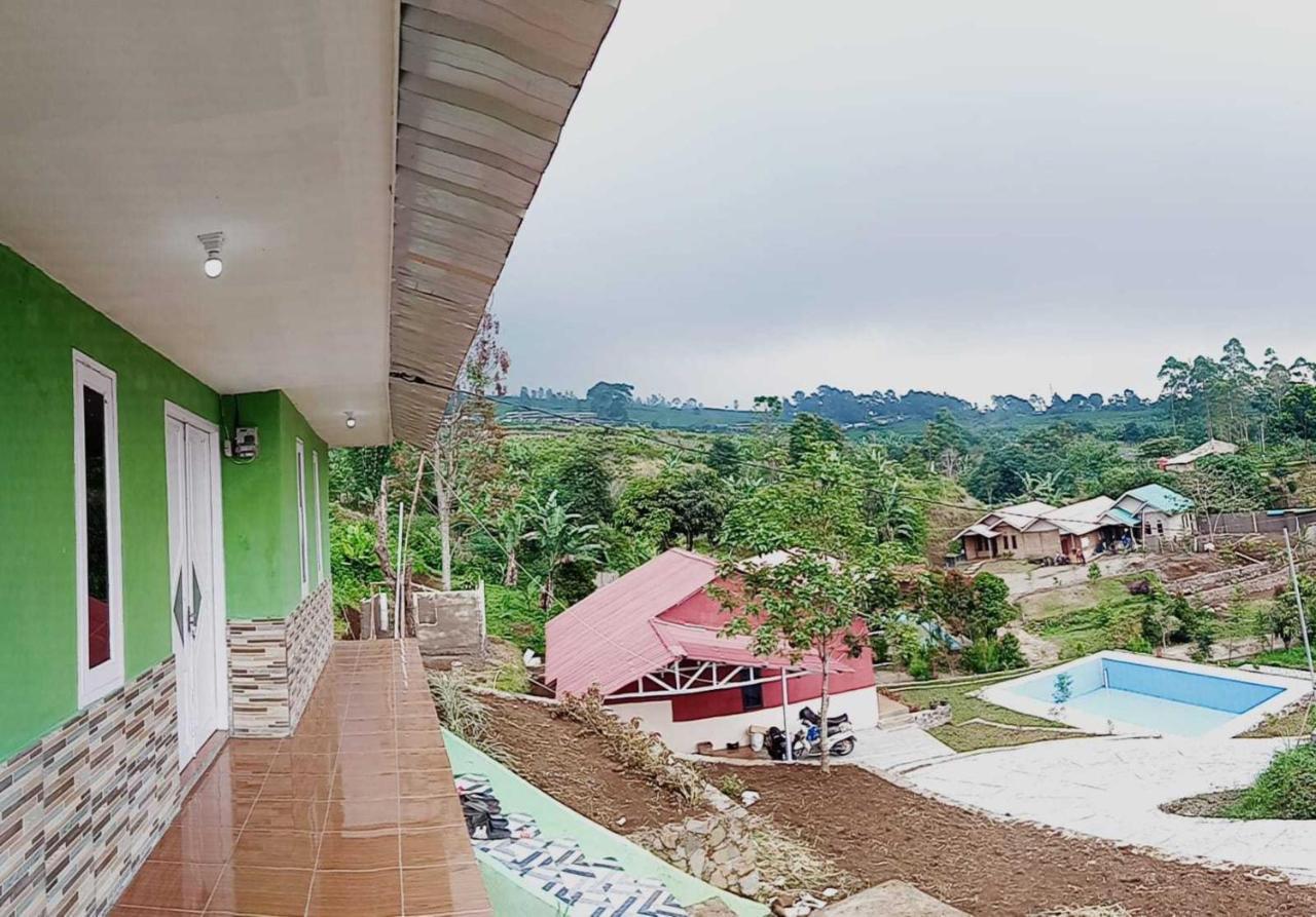 Express O 91843 Bbs Villa Ciater Bandung Ngoại thất bức ảnh